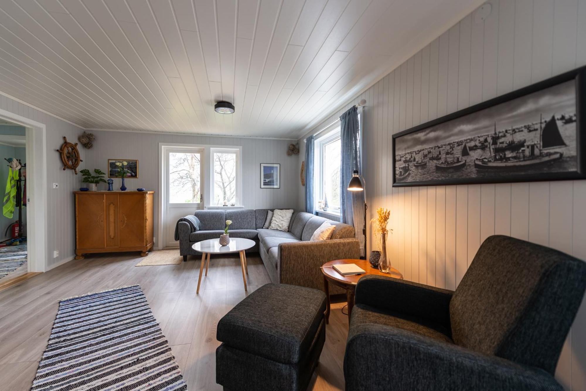 Cozy House By The Fjord In The Heart Of Lofoten Рейне Экстерьер фото